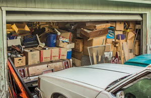 garage-full-of-trash
